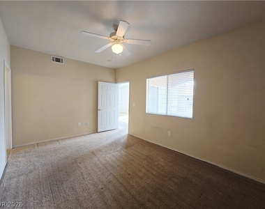 9580 W Reno Avenue - Photo Thumbnail 10