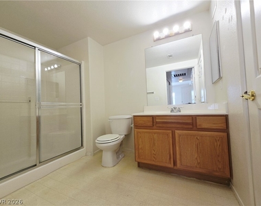 9580 W Reno Avenue - Photo Thumbnail 14