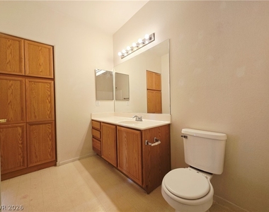 9580 W Reno Avenue - Photo Thumbnail 9