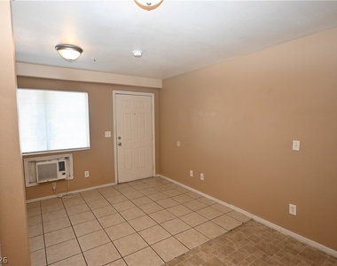 3017 E Carey Avenue - Photo Thumbnail 2