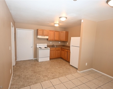 3017 E Carey Avenue - Photo Thumbnail 7