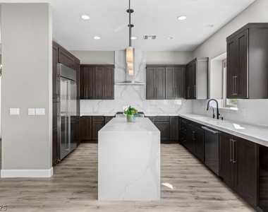9161 Tudor Park Place - Photo Thumbnail 14
