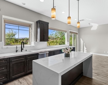 9161 Tudor Park Place - Photo Thumbnail 16