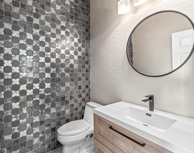 9161 Tudor Park Place - Photo Thumbnail 17