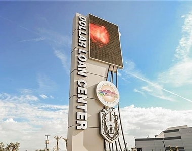 251 S Green Valley Parkway - Photo Thumbnail 53