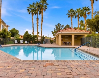 251 S Green Valley Parkway - Photo Thumbnail 37