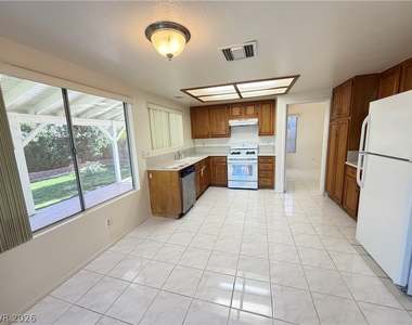 7487 Palermo Avenue - Photo Thumbnail 3
