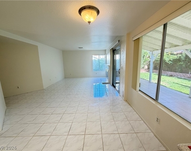 7487 Palermo Avenue - Photo Thumbnail 2