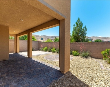 12333 Silvana Street - Photo Thumbnail 22