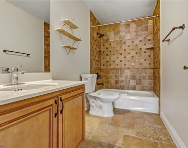 11223 Tribiani Ave Avenue - Photo Thumbnail 32