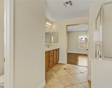 11223 Tribiani Ave Avenue - Photo Thumbnail 37