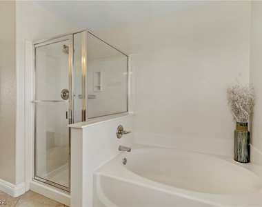11223 Tribiani Ave Avenue - Photo Thumbnail 38