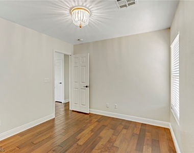 11223 Tribiani Ave Avenue - Photo Thumbnail 29