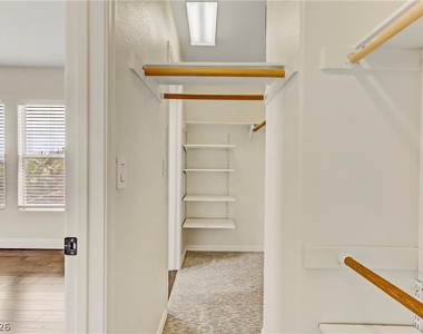 11223 Tribiani Ave Avenue - Photo Thumbnail 43