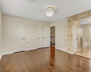 11223 Tribiani Ave Avenue - Photo Thumbnail 34