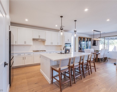 4228 Orchard Run Avenue - Photo Thumbnail 5