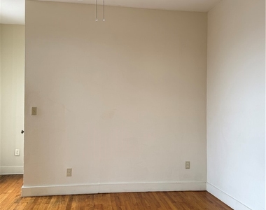 137 S Peterboro Street - Photo Thumbnail 4