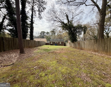 2912 Glenwood Avenue Se - Photo Thumbnail 2