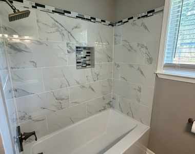 2912 Glenwood Avenue Se - Photo Thumbnail 15