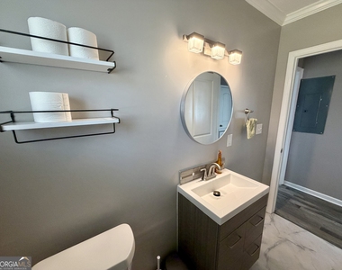 2912 Glenwood Avenue Se - Photo Thumbnail 14