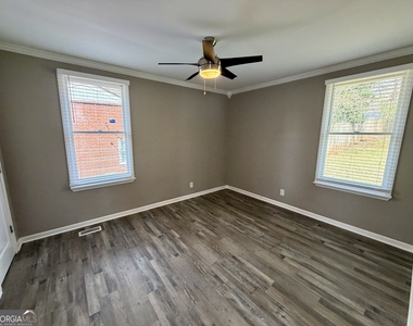 2912 Glenwood Avenue Se - Photo Thumbnail 20