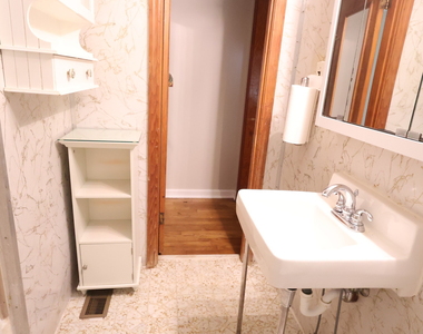 140 Bell Avenue Se - Photo Thumbnail 11