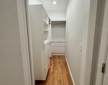 2783 Grand Avenue Sw - Photo Thumbnail 13