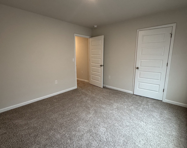 272 Abbott Road - Photo Thumbnail 15