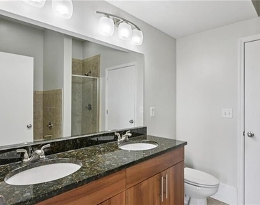745 Fountainhead Lane Ne - Photo Thumbnail 28