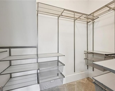745 Fountainhead Lane Ne - Photo Thumbnail 29