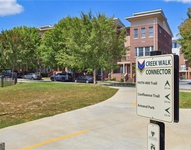 745 Fountainhead Lane Ne - Photo Thumbnail 42