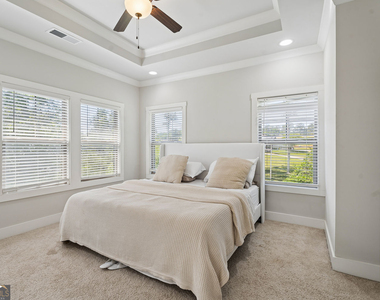 2424 Misty Hollow Place - Photo Thumbnail 15