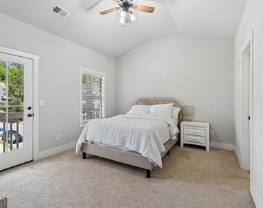 2424 Misty Hollow Place - Photo Thumbnail 20