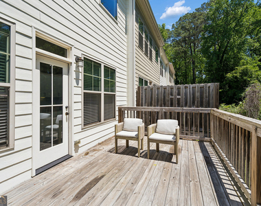 2424 Misty Hollow Place - Photo Thumbnail 32
