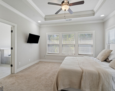 2424 Misty Hollow Place - Photo Thumbnail 16