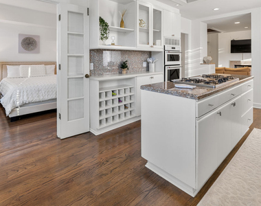 2840 Peachtree Road - Photo Thumbnail 8