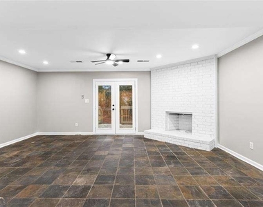1777 Twin Brooks Drive Se - Photo Thumbnail 18