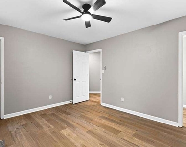 1777 Twin Brooks Drive Se - Photo Thumbnail 24