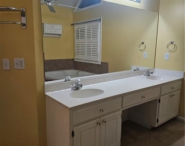 1568 Ridge Point Drive Nw - Photo Thumbnail 14