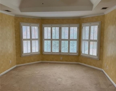 1568 Ridge Point Drive Nw - Photo Thumbnail 16