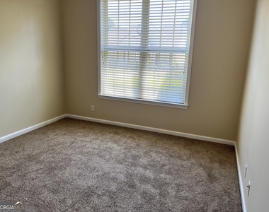 99 High Point North Drive - Photo Thumbnail 21