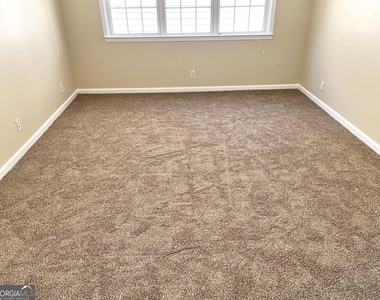 99 High Point North Drive - Photo Thumbnail 16