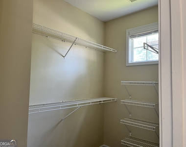 99 High Point North Drive - Photo Thumbnail 17