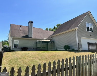 99 High Point North Drive - Photo Thumbnail 5