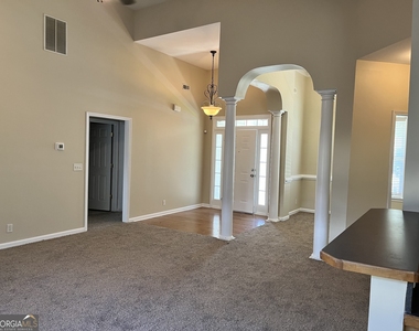 99 High Point North Drive - Photo Thumbnail 8