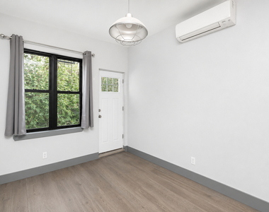 18-20 Palmetto Street - Photo Thumbnail 3