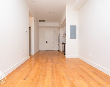 1680 Madison Street - Photo Thumbnail 4