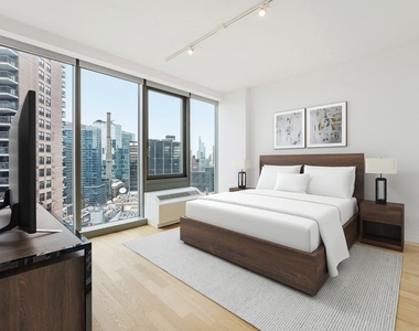 554 West 54th Street - Photo Thumbnail 4