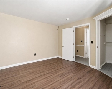 89 Main St - Photo Thumbnail 7
