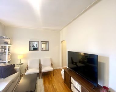 West 10th Street - Photo Thumbnail 7